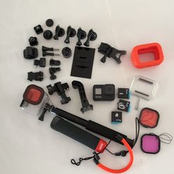 GoPro Hero 8 Black + Batteries , Underwater Case & Accessories
