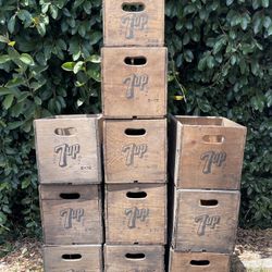 Old Wood 7up Crates (Seven Up Bottling Co. Los  Angeles) ( PLEASE READ DESCRIPTION)