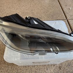 Tesla model S Right Headlight