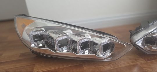 Driver and passenger headlights