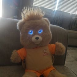 Teddy Ruxpin. Excellent Condition 