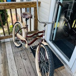VINTAGE 90’s Huffy Cranbrook Cruiser Bicycle 24