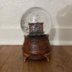 Taylor Swift Piano Snow globe 