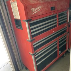 Milwaukee 46” Tool Chest Combo