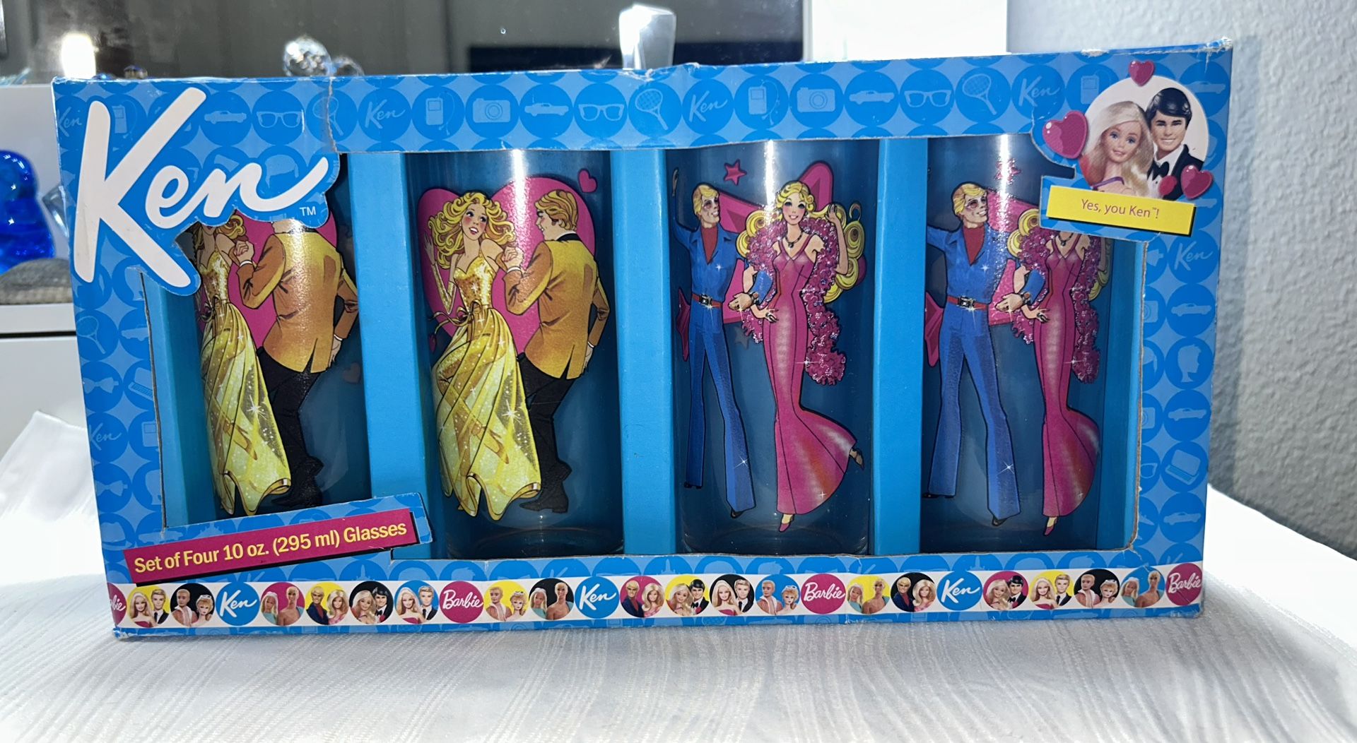 Rare Vintage Barbie & Ken 16oz Glass Set