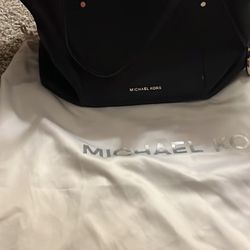 Black Michael Kors Tote bag