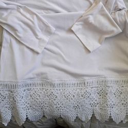 White Dress Cotton Lace Trim XL. Knee Length. 