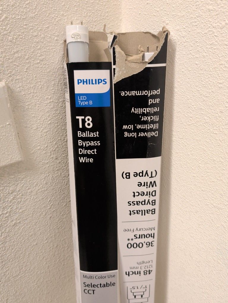 T8 Type B LED Fluorescent Bulbs / Rods