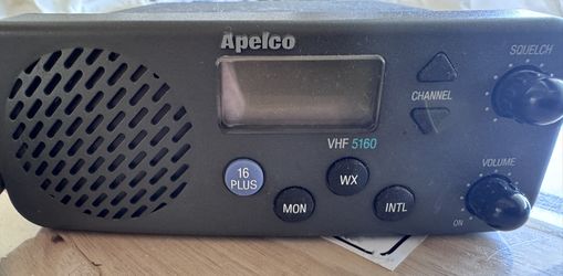Apelco Marine VHF 5160A w/ Hand Mic