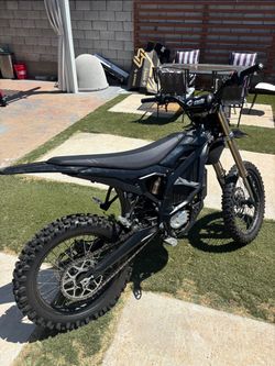 Surron ultra bee