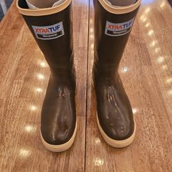 12" Xtratuf Legacy Boots Size 8