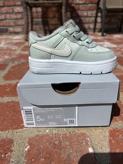 Nike Toddler Air Force ones