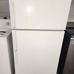 Refrigerador HOTPOINT.