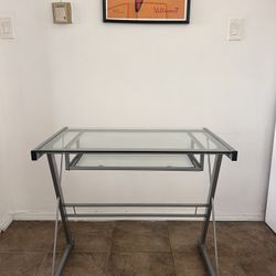 Minimalist Glass Workdesk