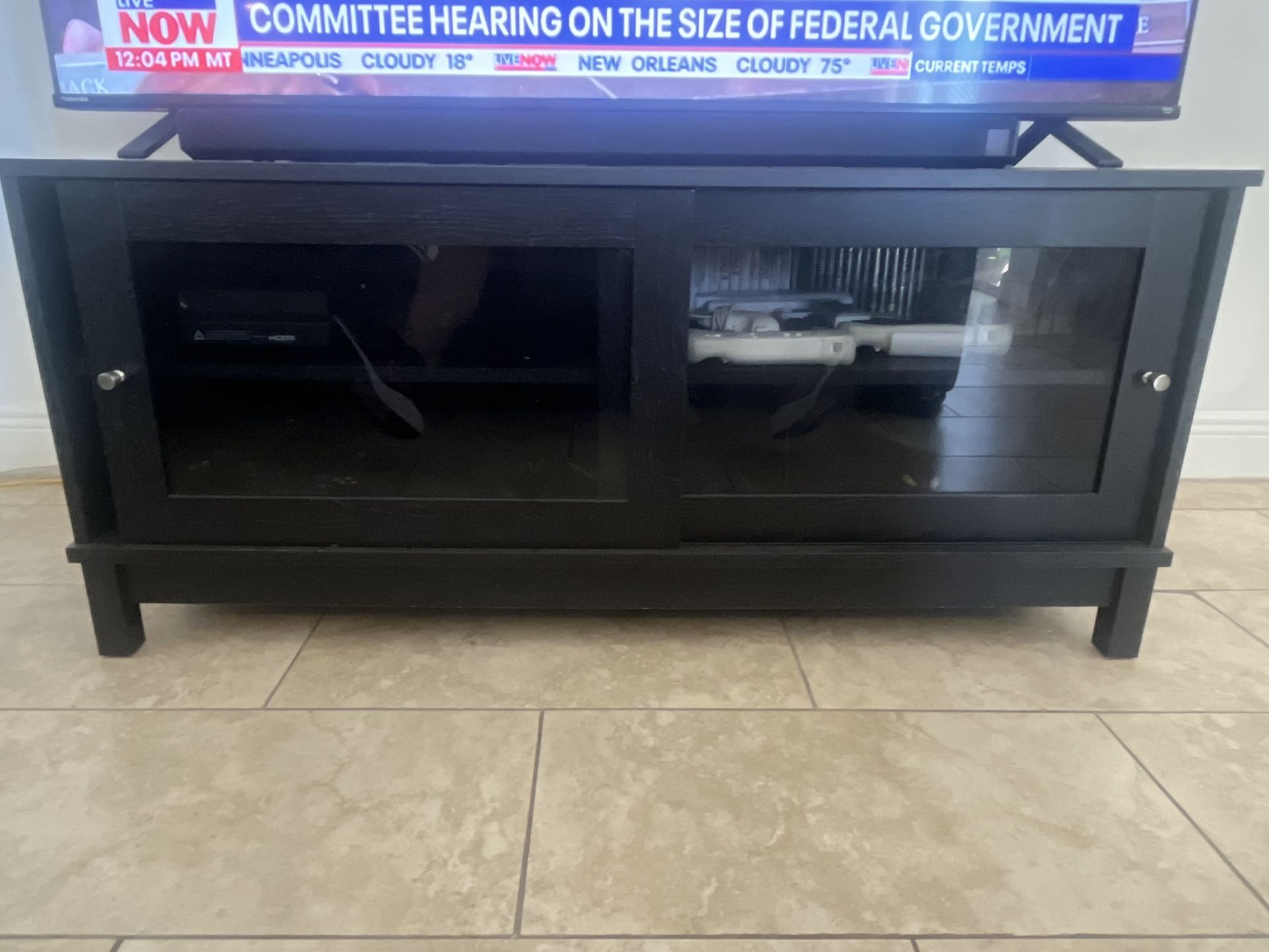 TV Stand 