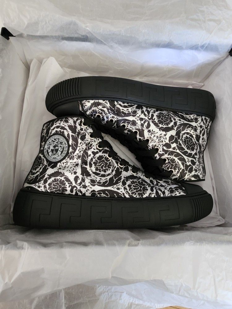 Versace Hills Greca High-top Sneakers Size 41 EU