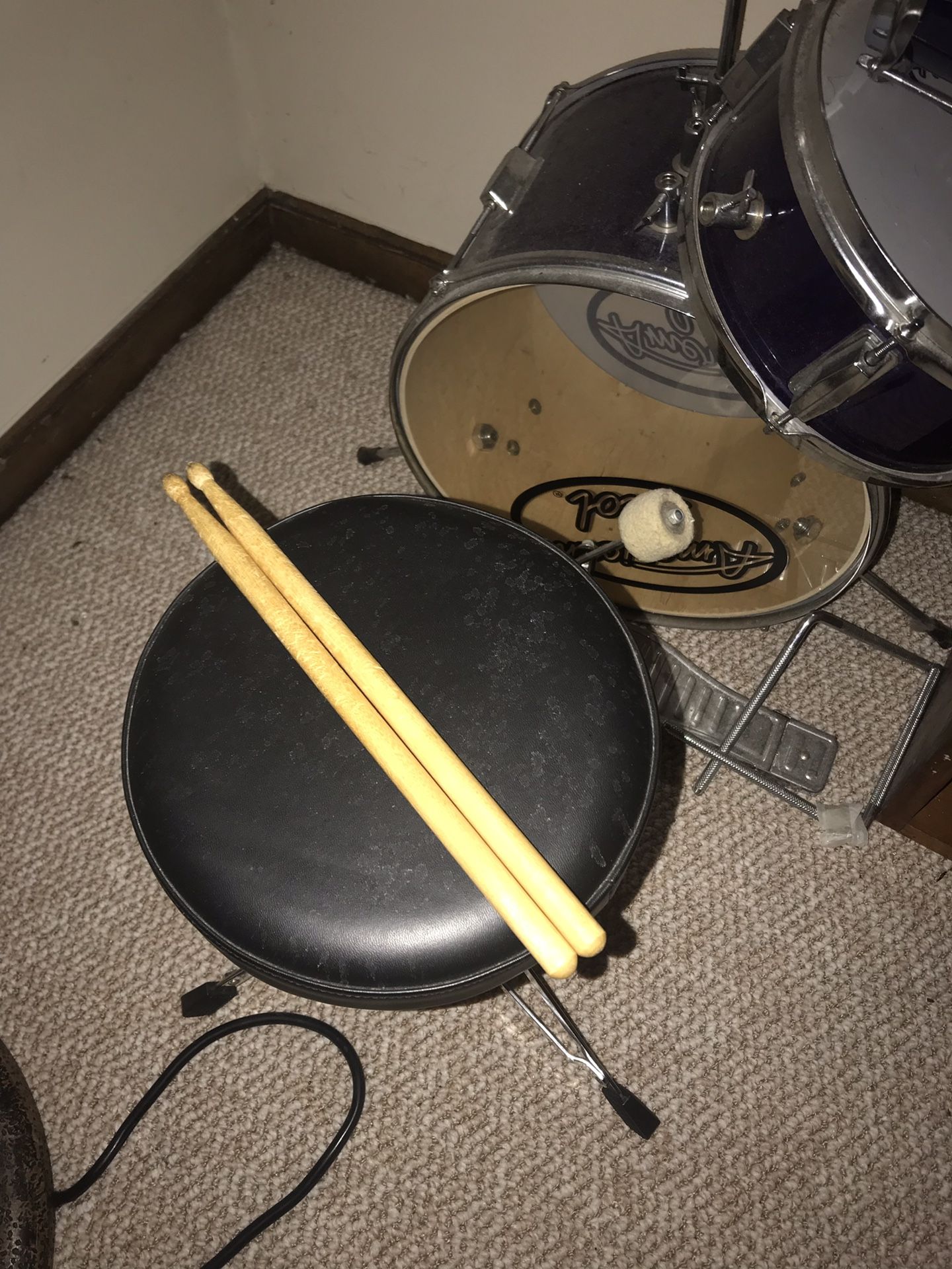 American Idol Kids/Toddler Drum set
