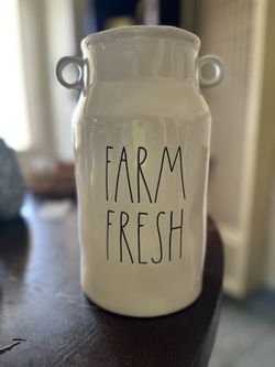 Rae Dunn Farm Fresh Vase 