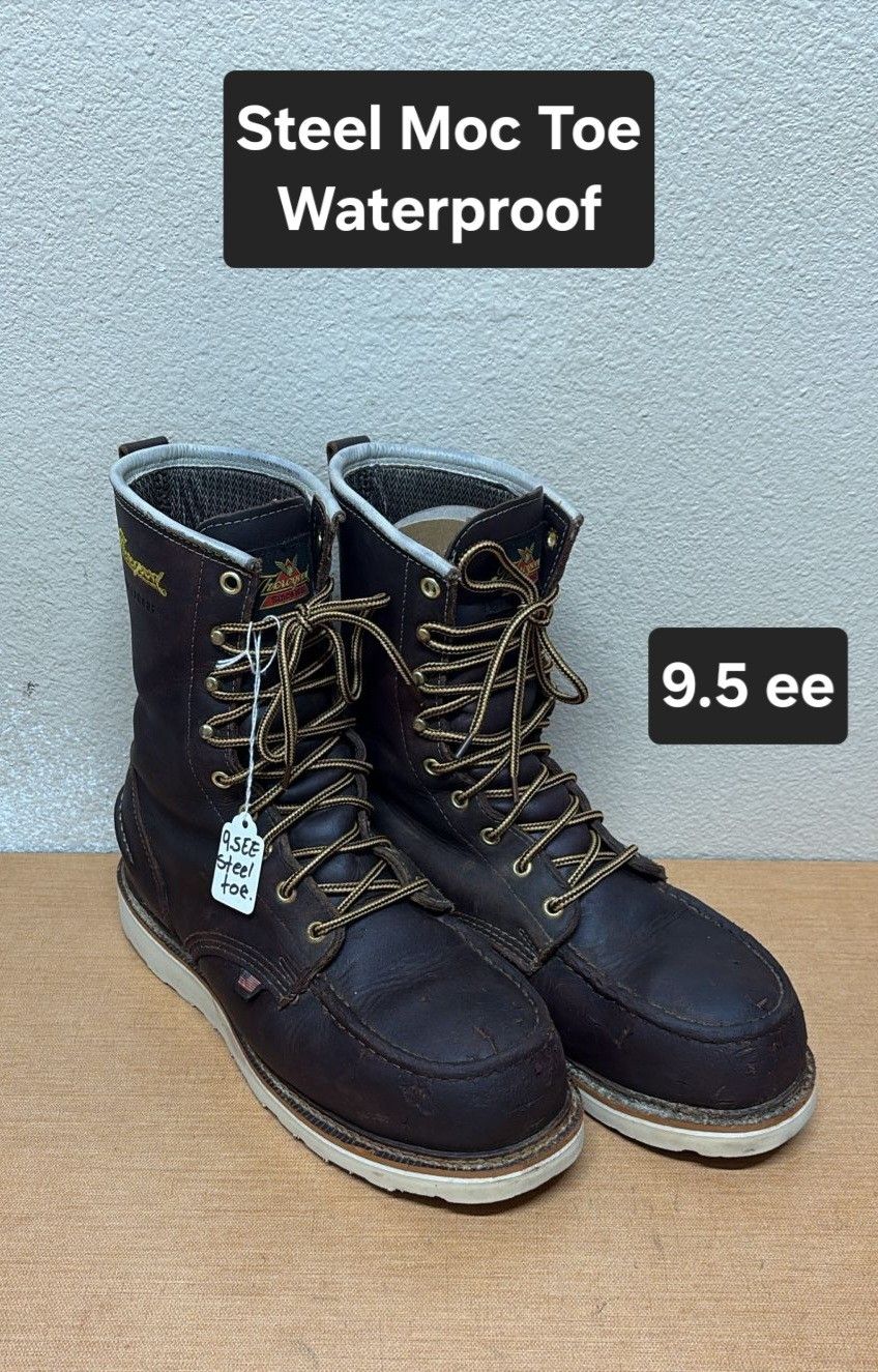 Thorogood Work Boots Sz 9.5 ee STEEL MOC TOE