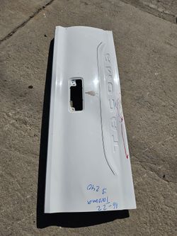 Toyota Tacoma tailgate Oem
