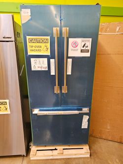 Built in refrigerator Thermador 36 inch wide stainless steel