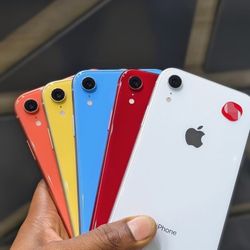 iPhone XR Unlocked With Warranty 