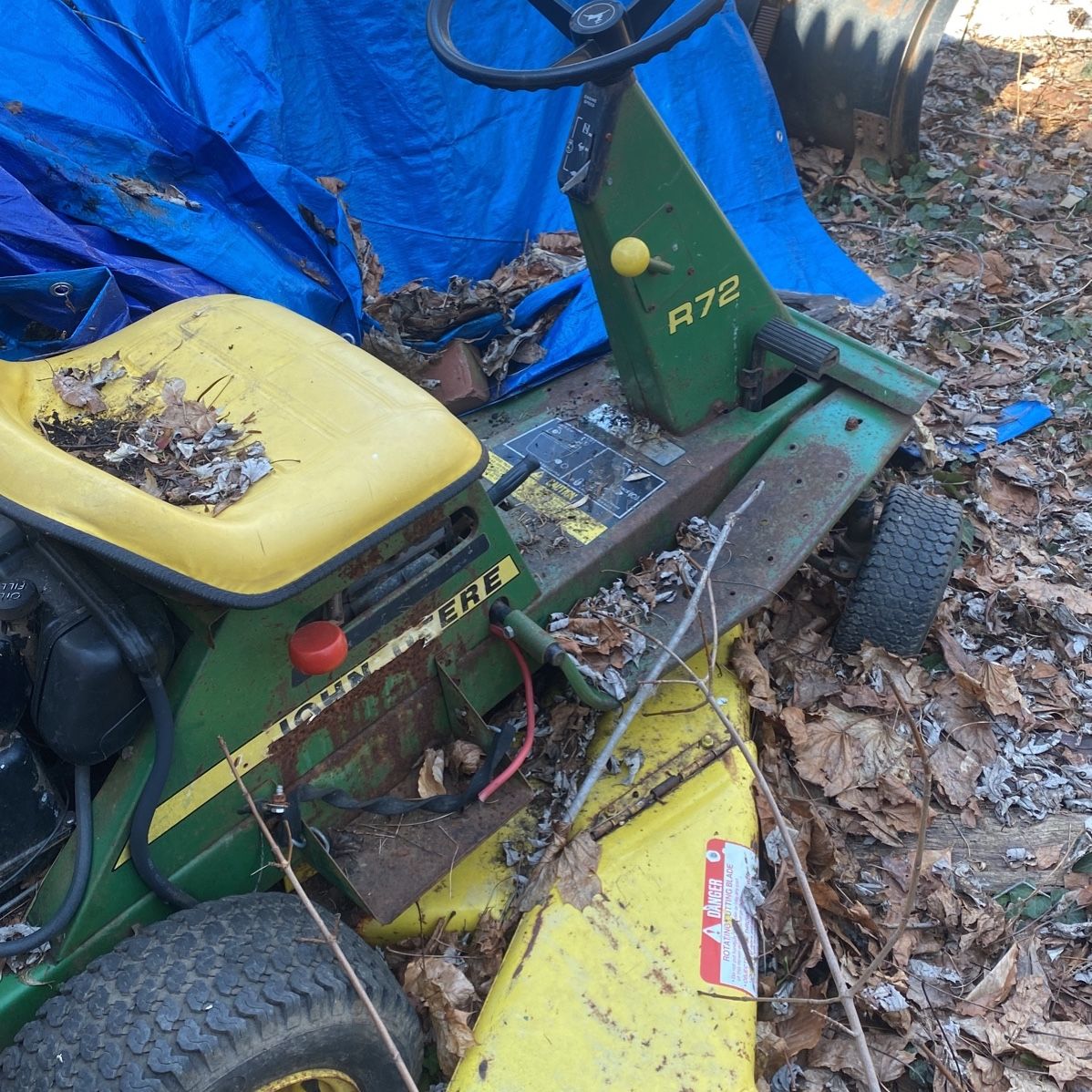 John Deere Riding Mower R 72