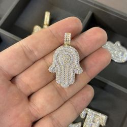 Moissanite Hamsa Pendant 