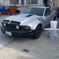 2005 Ford Mustang