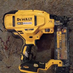 20V Max XR 18 Gauge Cordless Brad Nailer
