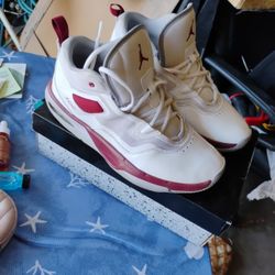 Size 8.5