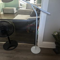 Cricut Bright 360 -  LED Floor Lamp light 