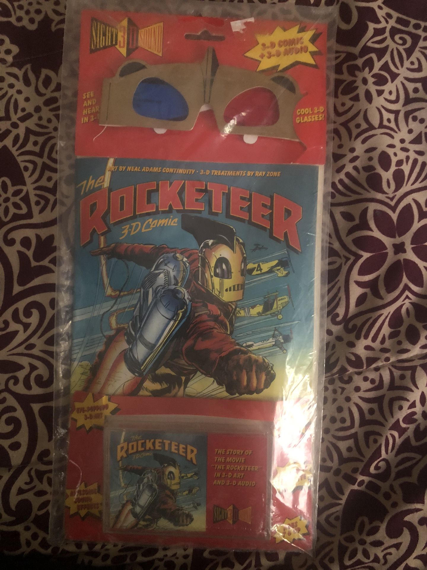 The rocketeer 3D comic book with 3D glasses and cassette