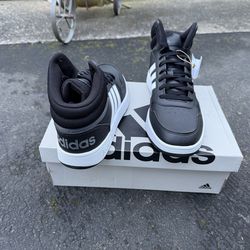 ADIDAS BASKETBALL 🏀 SNEAKERS 👟 HOOPS 3.0 MID