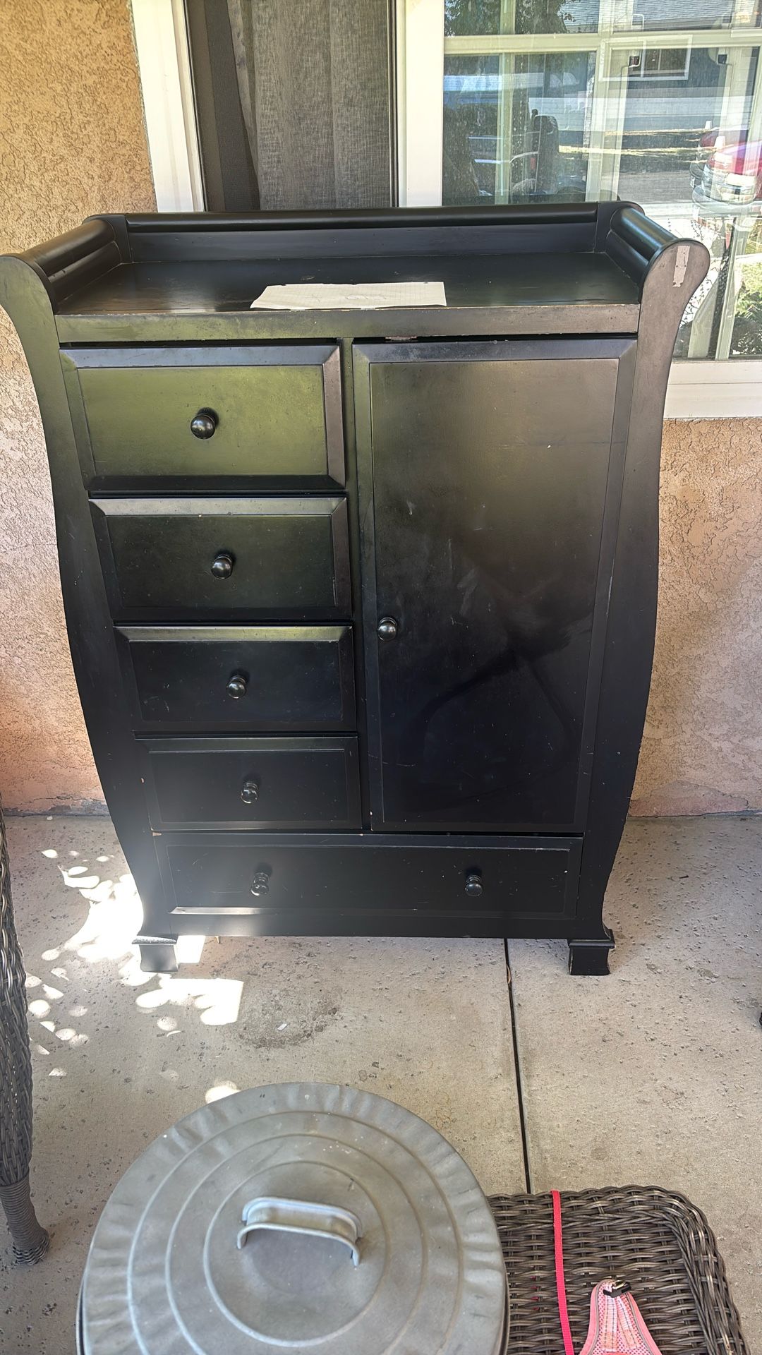 Baby Armoire