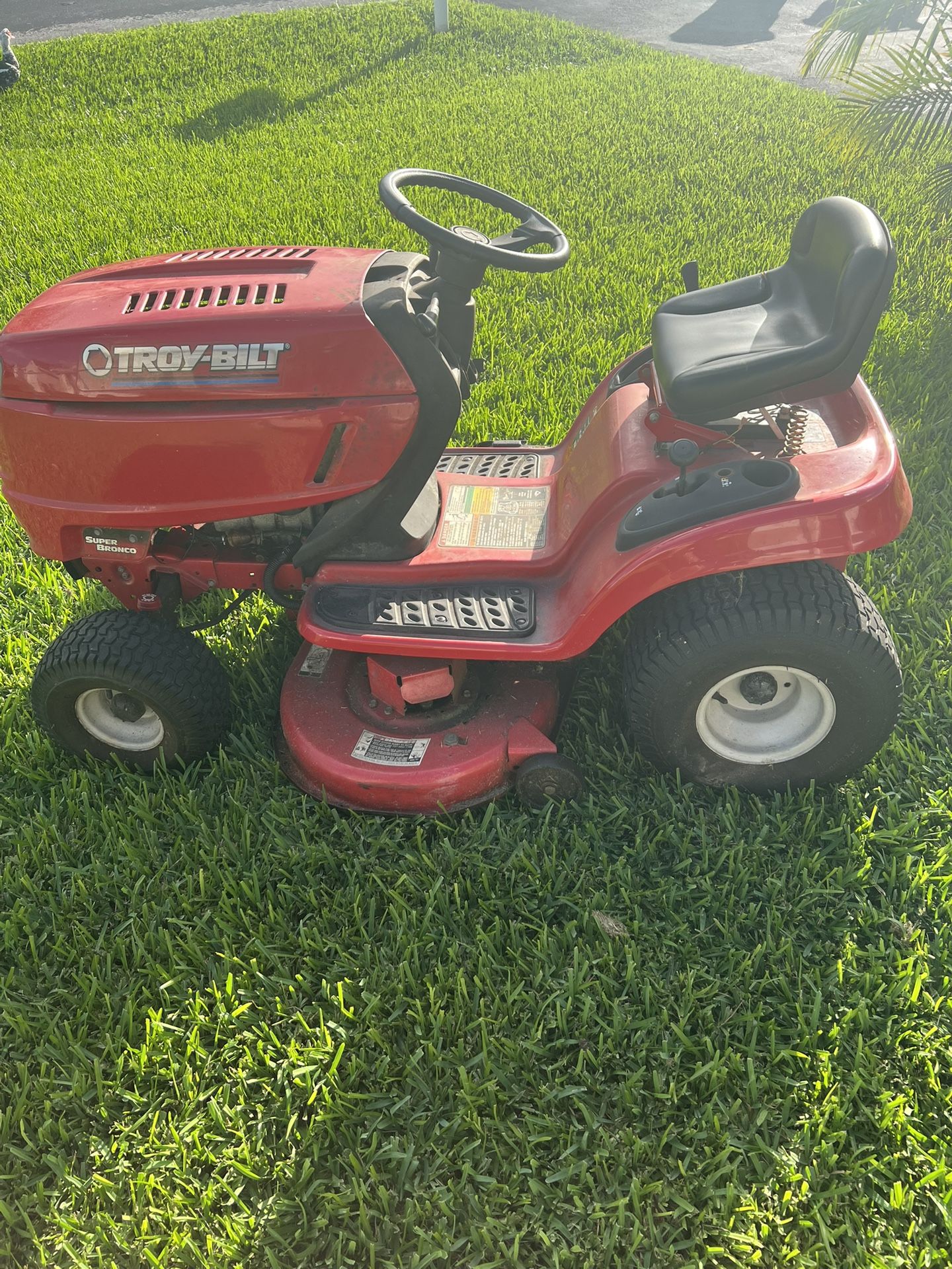 Troy Bilt Ride on Lawn Mower