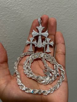 Moissanite Chrome Heart Inspired Pendant w Chain