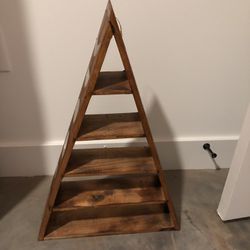 Triangular Shelf 