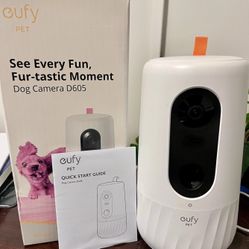 Dog Camera w/ 2-Way Audio & Treat Toss