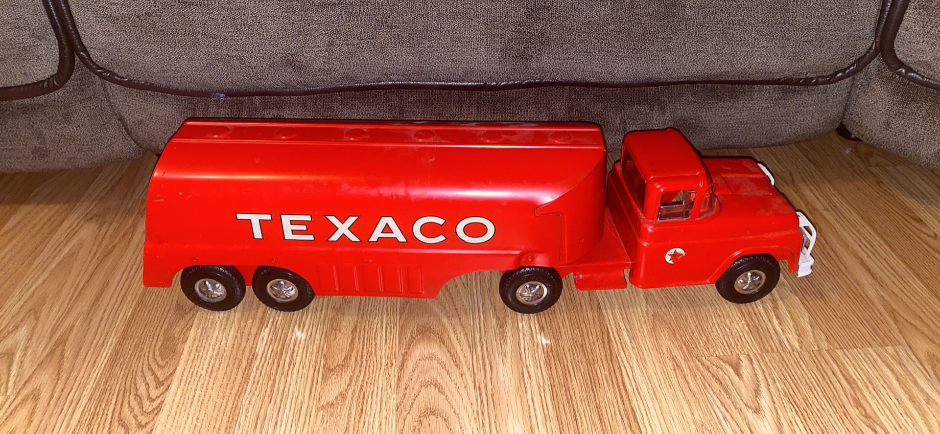 Vintage Buddy L Texaco Tanker Trailer Truck Pressed Metal 24" Long