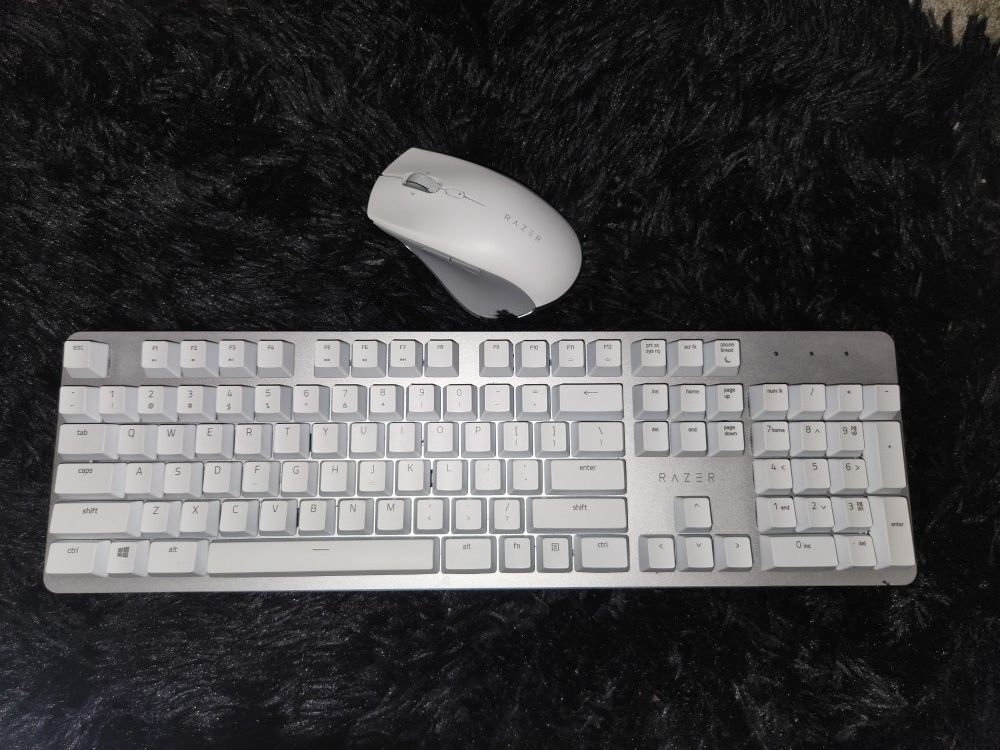 Razor Pro Type Keyboard & Pro Click Mouse