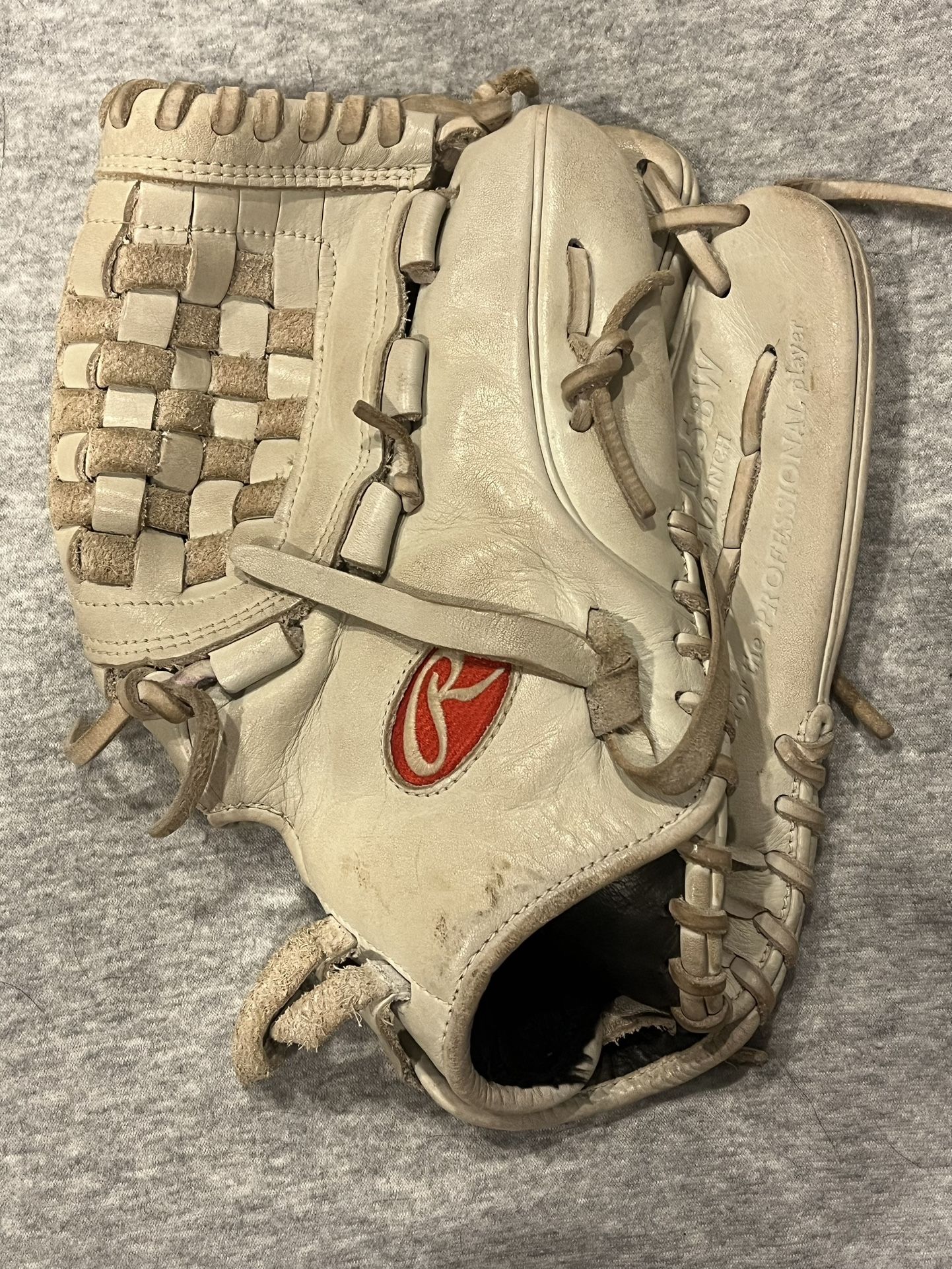 Rawlings GG Elite Softball Glove