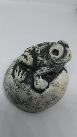 VINTAGE TOAD FROG MT. ST. HELENS ASH