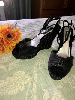 White House black market wedges