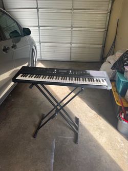 Yamaha PSR-EW310 76 piano