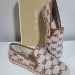New MICHAEL KORS 55 DLLS