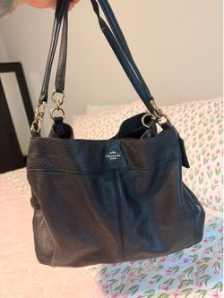 Bolso negro de Coach