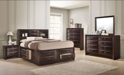 Dark Cherry Wood Bedroom Furniture Set Queen Size Mattress Included