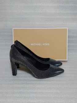 Michael Kors Designer Pumps Heels. New In Box. Authentic. Size 8 women's shoes