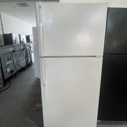 Refrigerator GE 30”